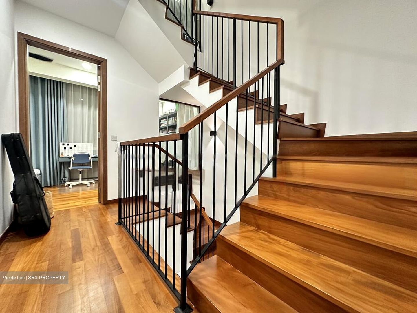 The Top Residence (D19), Terrace #479900661